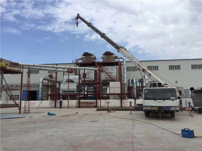 金湖县“手脚齐动”—— 吊车的 “协同作业” 技术