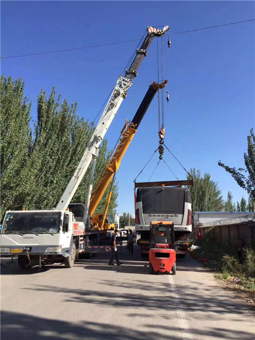 金湖县港口集装箱搬运案例